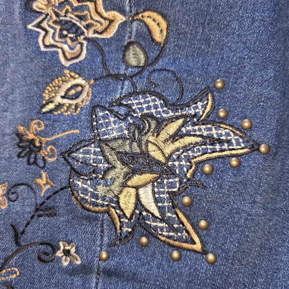 John Mark Blue Jeans with Gold Embroidery - Picture 2 of 5